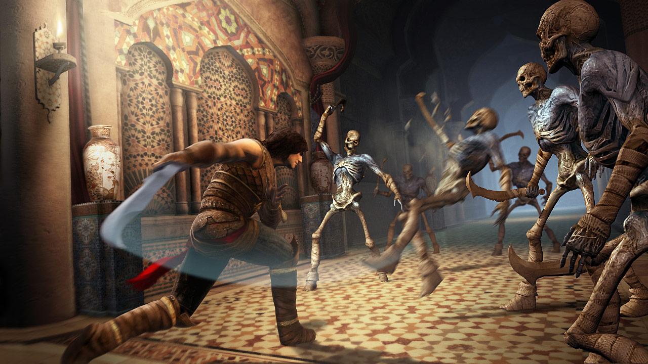 The Prince fights several enemies inside a palace.